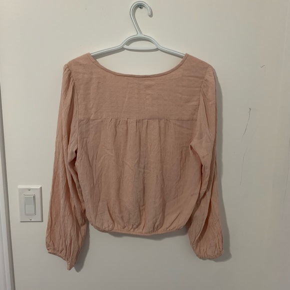 American Eagle Blouse - Picture 2 of 2